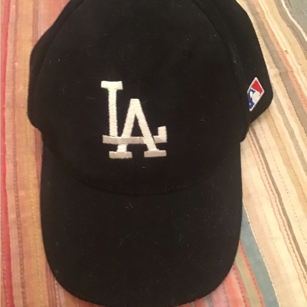 LA baseball hat